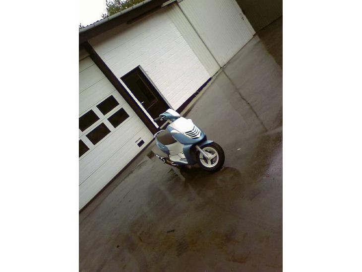 {{currentPhoto.altText}} billede {{currentPhoto.number}}