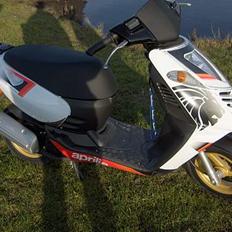 Aprilia Sonic ac (skriv her)
