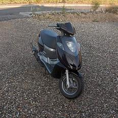 Aprilia sonic  *SOLGT*