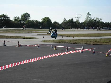 PGO Dr. Big (BAD ICE) - Mig på Dr. Big til scootertræf i sæby den 5 august 2006 billede 7