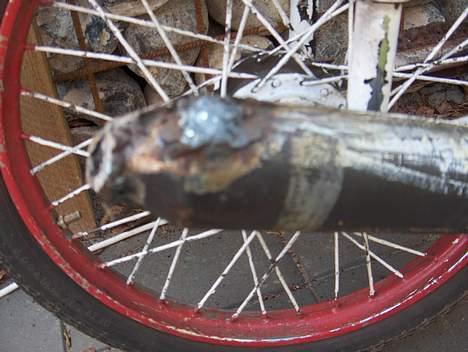 Honda Amigo U-sidevogn - ja vi svejsede et gammelt vandrør på som var bukket lidt, men det gik ikke billede 12