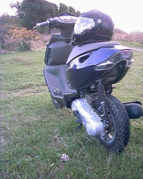 Aprilia Sonic *Team4220* Stjålet - Bagfra ;D billede 3