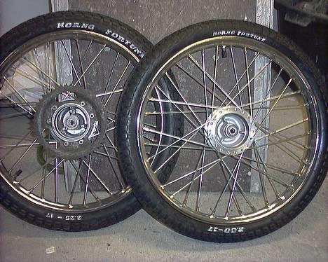 Puch maxi kl  *solgt* - mine nye fælge med dæk og det hele! billede 5