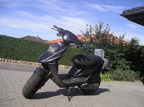 PGO Hot 50  BRÆNDT Af.. billede 1