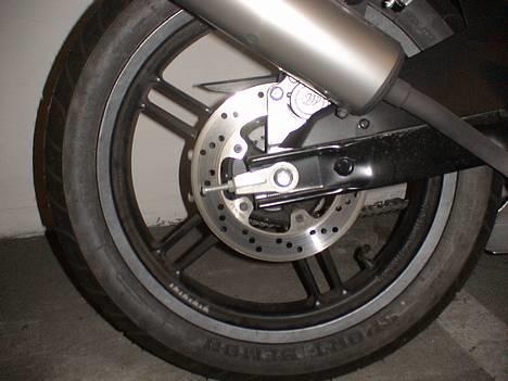 Yamaha TZR - Skivebremser både for og bag..... billede 4