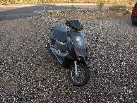 Aprilia sonic  *SOLGT* billede 2