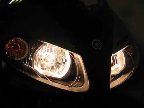 Yamaha TZR - Den har de fedeste lygter med klart glas.....ser for fedt ud ! billede 7