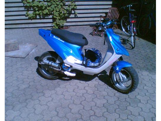 {{currentPhoto.altText}} billede {{currentPhoto.number}}