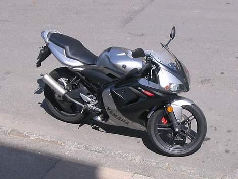 Yamaha TZR billede 8