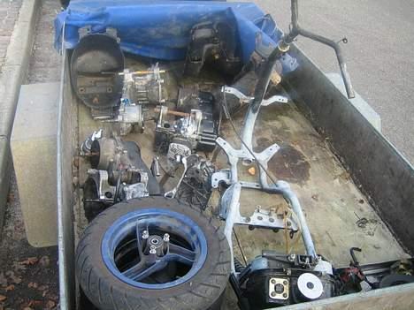 Yamaha Jog (projekt lc ) - tinge bliver vaske med damranser billede 8