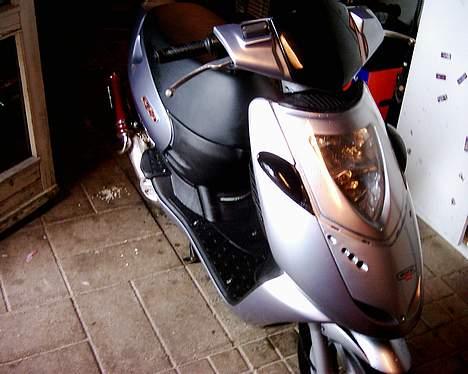 Aprilia sonic - sårn som den står og køre nu  billede 3