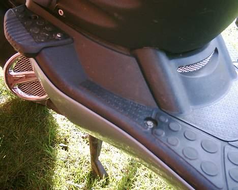 Aprilia sonic - lige blevet gjordt ren og fået sat gittter i ved bat skjol : anden side billede 7