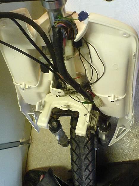 Yamaha jog byttet til sonic.. - ja lidt ledninger.. billede 4