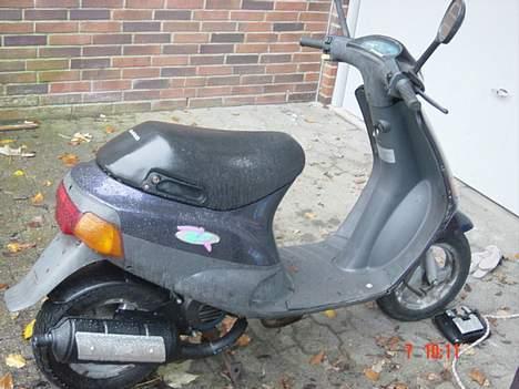 Piaggio zip - da den havde fået ny udstødning og da jeg lige havde fået den billede 1