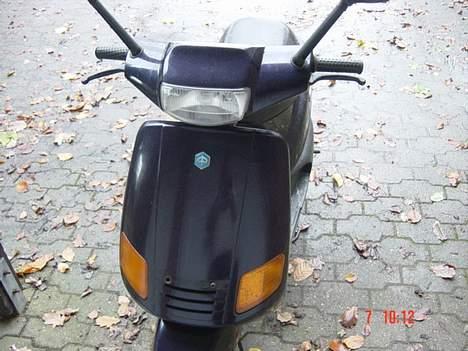 Piaggio zip - sidespejle er blevet fjernet billede 5