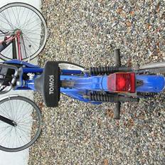 Tomos quatro er væk