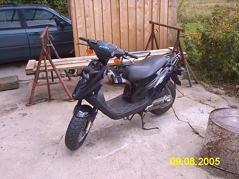 PGO Hot50 Team Ekspres - Hot´en fra dens gode vinkel.. (-; billede 2