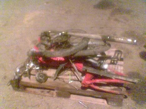 Puch maxi.. projekt - det hele smidt op på en palle billede 3