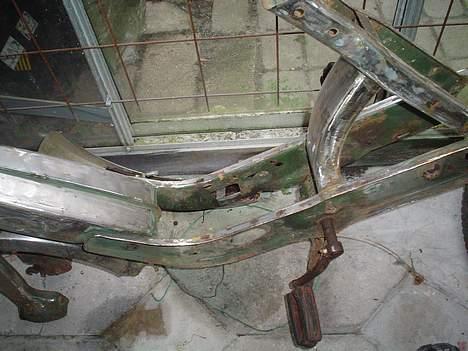 Vespa ciao "Malossi" (SOLGT) - det var så inden den blev fik grunder og så efter mallingen billede 2