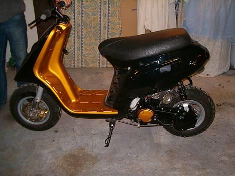 Piaggio *Typhoon* lc SOLGT - næsten færdig mangler lige nogle små ting billede 1