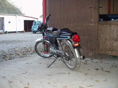 Suzuki samurai-Solgt- billede 3