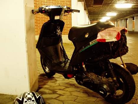 Yamaha jog artistic space billede 3