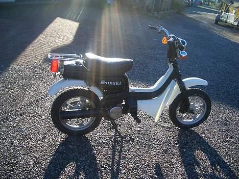 Suzuki fz50 solgt, har bil nu! billede 4
