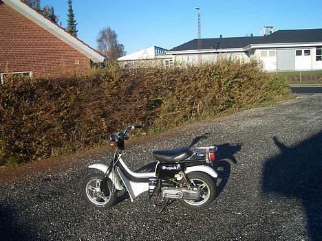 Suzuki fz50 solgt, har bil nu! billede 5