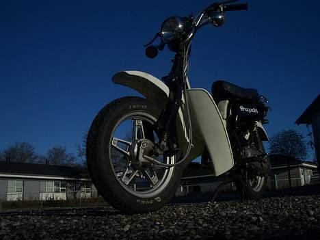 Suzuki fz50 solgt, har bil nu! billede 6