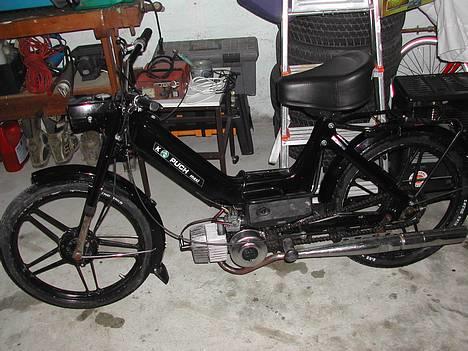 Puch Maxi kDenSorteDjævelsolgt - det er så med mit nye styr og min øjnskygge billede 3