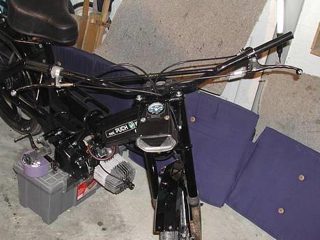 Puch Maxi kDenSorteDjævelsolgt - mit nye styr og øjnskygge billede 5