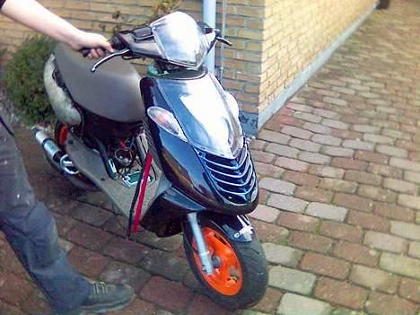 Aprilia Sonic stjålet d. 20-11-05 billede 9