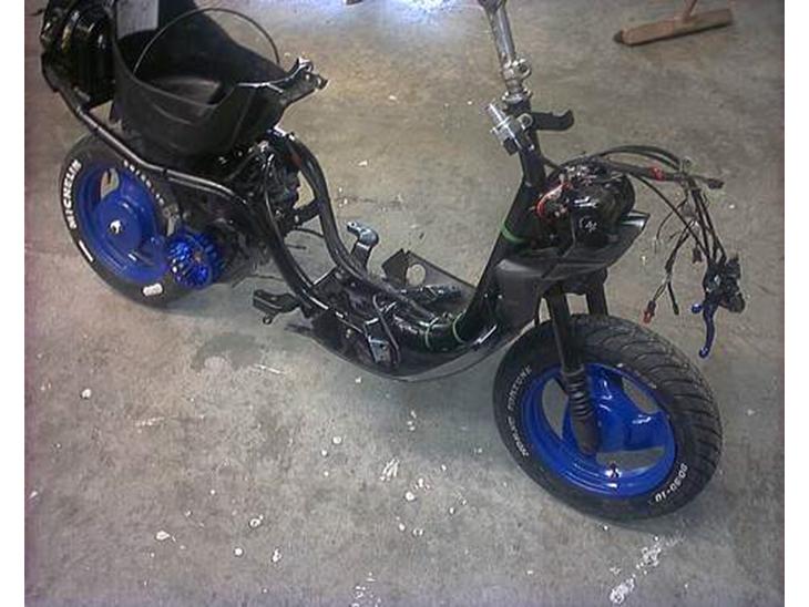 {{currentPhoto.altText}} billede {{currentPhoto.number}}