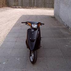 Yamaha Jog Artistic Spec