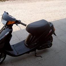 Yamaha Jog Artistic Spec