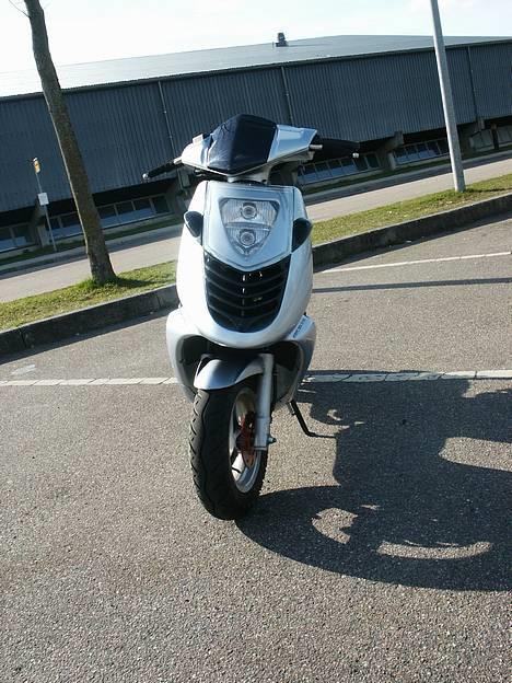 Aprilia Sonic billede 5