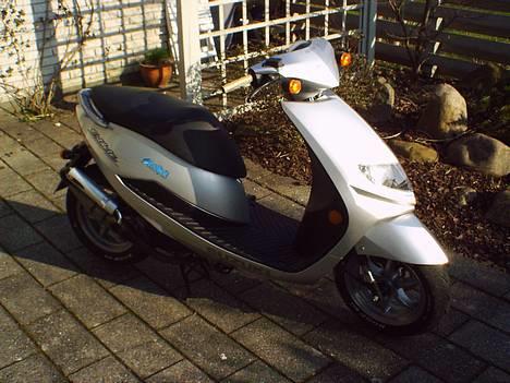 Suzuki Estilette billede 1