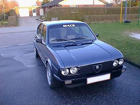 Yamaha FS1 4 Gear DX - Min slæde... Kunne ikke lade være med at sætte hende herind. Klassisk Alfa Romeo Alfasud fra 1982 billede 7