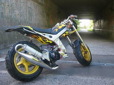 Suzuki Street Magic billede 3