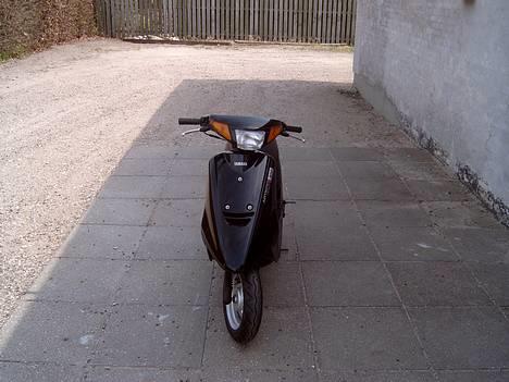 Yamaha Jog Artistic Spec - set forfra lækker:D billede 1