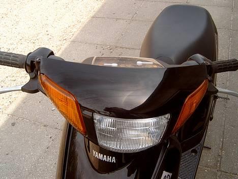 Yamaha Jog Artistic Spec - nøøøj for et pænt hovede sorte samba har.. billede 5