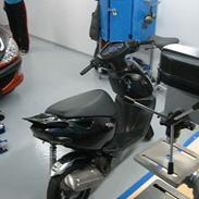 Aprilia Sonic (Solgt)