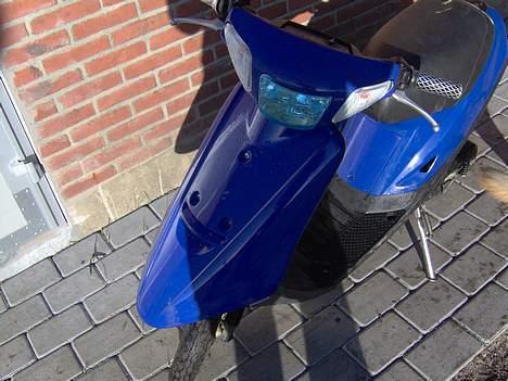 Yamaha jog (solgt) billede 2
