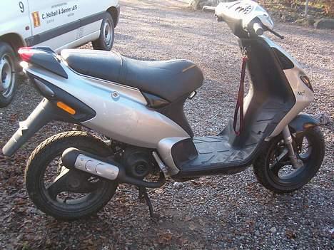 Piaggio nrg solgt billede 3