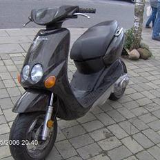 Yamaha neos AC   ( Team yamaha) 
