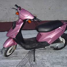 PGO Hot 50 Den Lyserøde