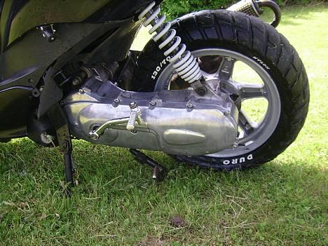 Yamaha jog R solgt - nice vario skjold. billede 3