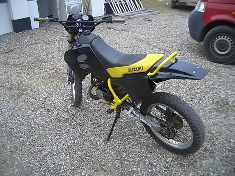 Suzuki Rmx #Bak'Hjul [Byttet] - Oppe fra, venstre side :) billede 12