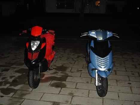 Aprilia sonic [BYTTET TIL JOG] - HBK´s fedeste sonicer:D mig og patter´s :D billede 10