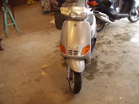 Piaggio zip billede 1